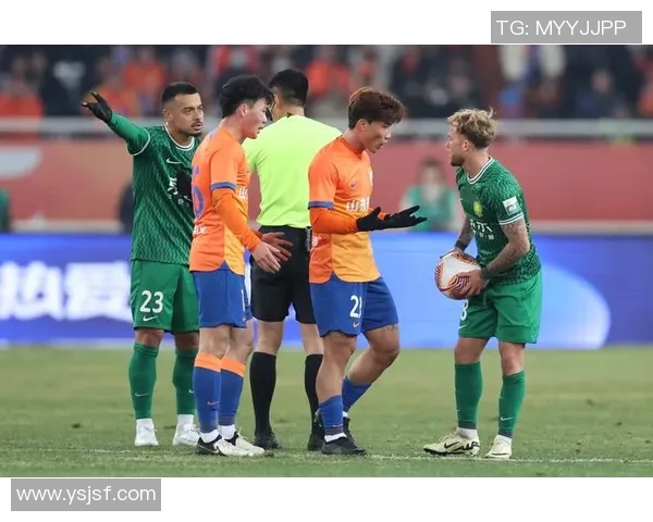 山东鲁能主场迎战北京国安争夺中超关键三分之战即将打响 山东鲁能主场迎战北京国安争夺中超关键三分之战即将打响