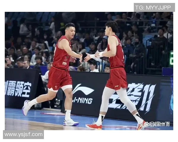 广厦队与吉林队激战正酣篮球赛精彩瞬间回顾与分析 广厦队与吉林队激战正酣篮球赛精彩瞬间回顾与分析